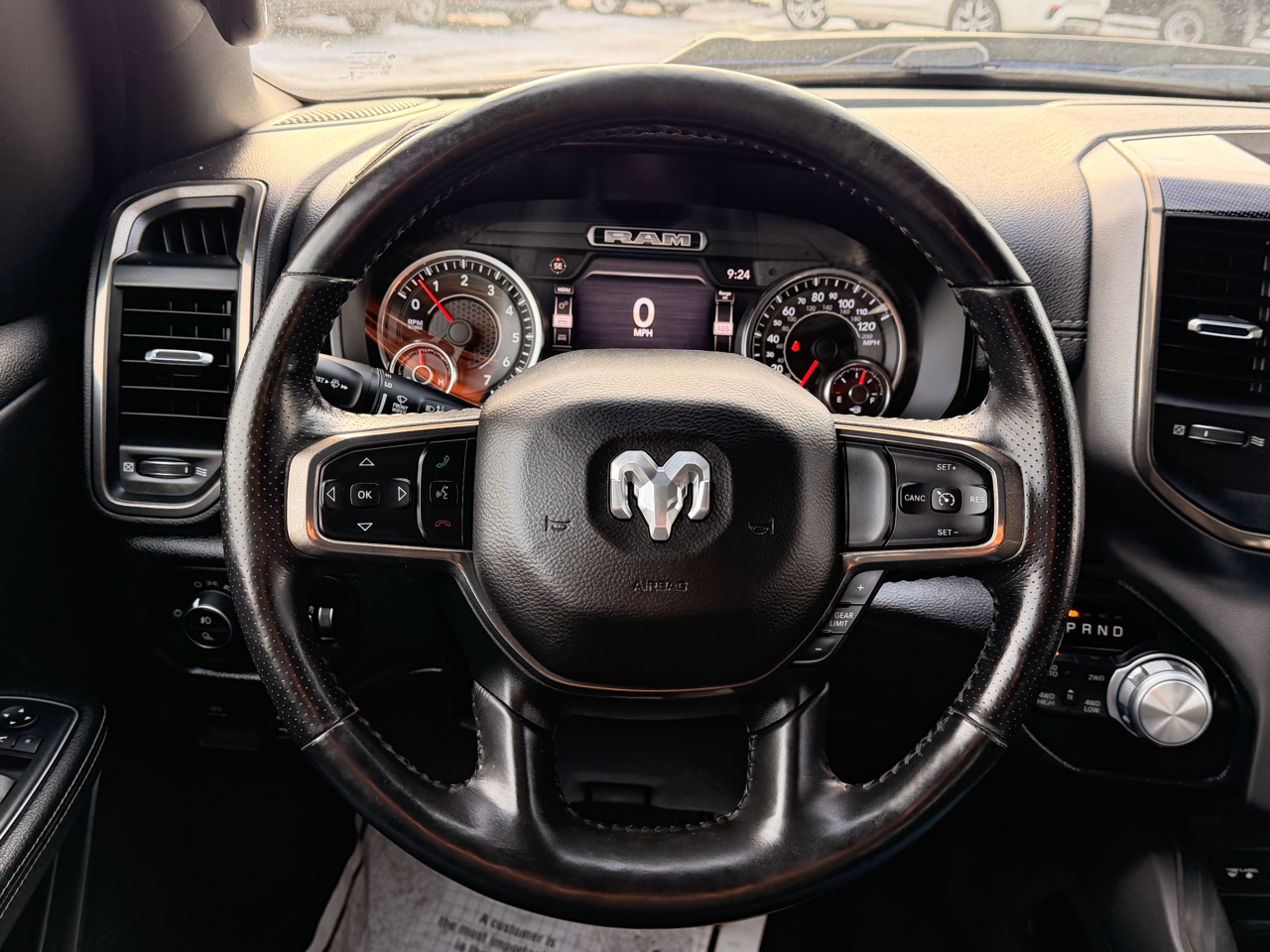 RAM 1500 Sport Crew Cab SB 4WD 2019