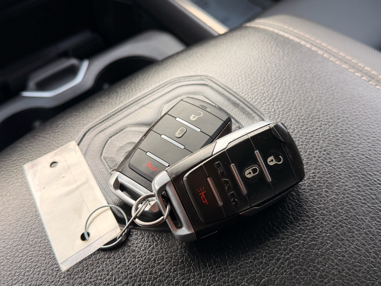 RAM 1500 Sport Crew Cab SB 4WD 2019