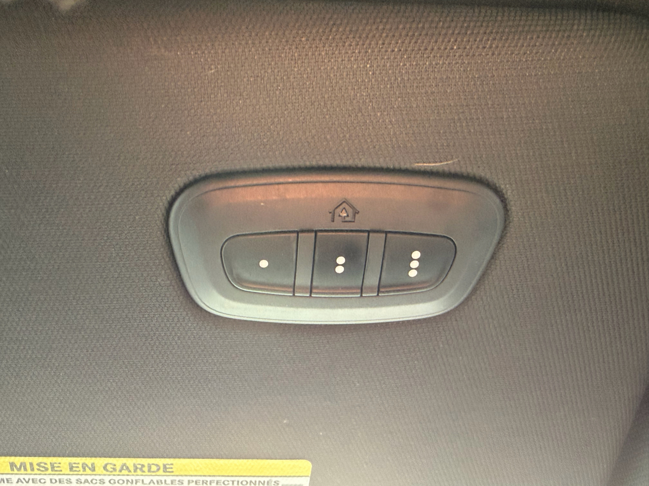 RAM 1500 Sport Crew Cab SB 4WD 2019