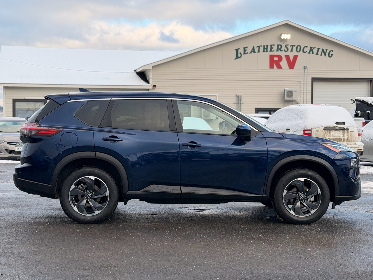 Nissan Rogue SV AWD 2025
