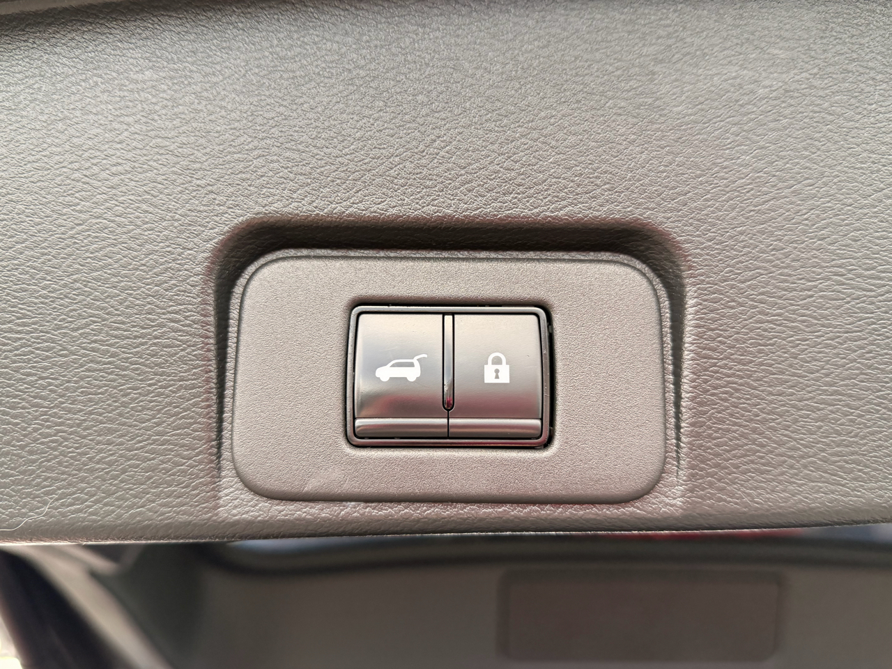 Nissan Rogue SV AWD 2025