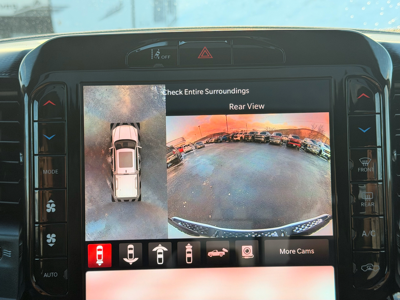 RAM 1500 Sport Crew Cab 4WD 2025