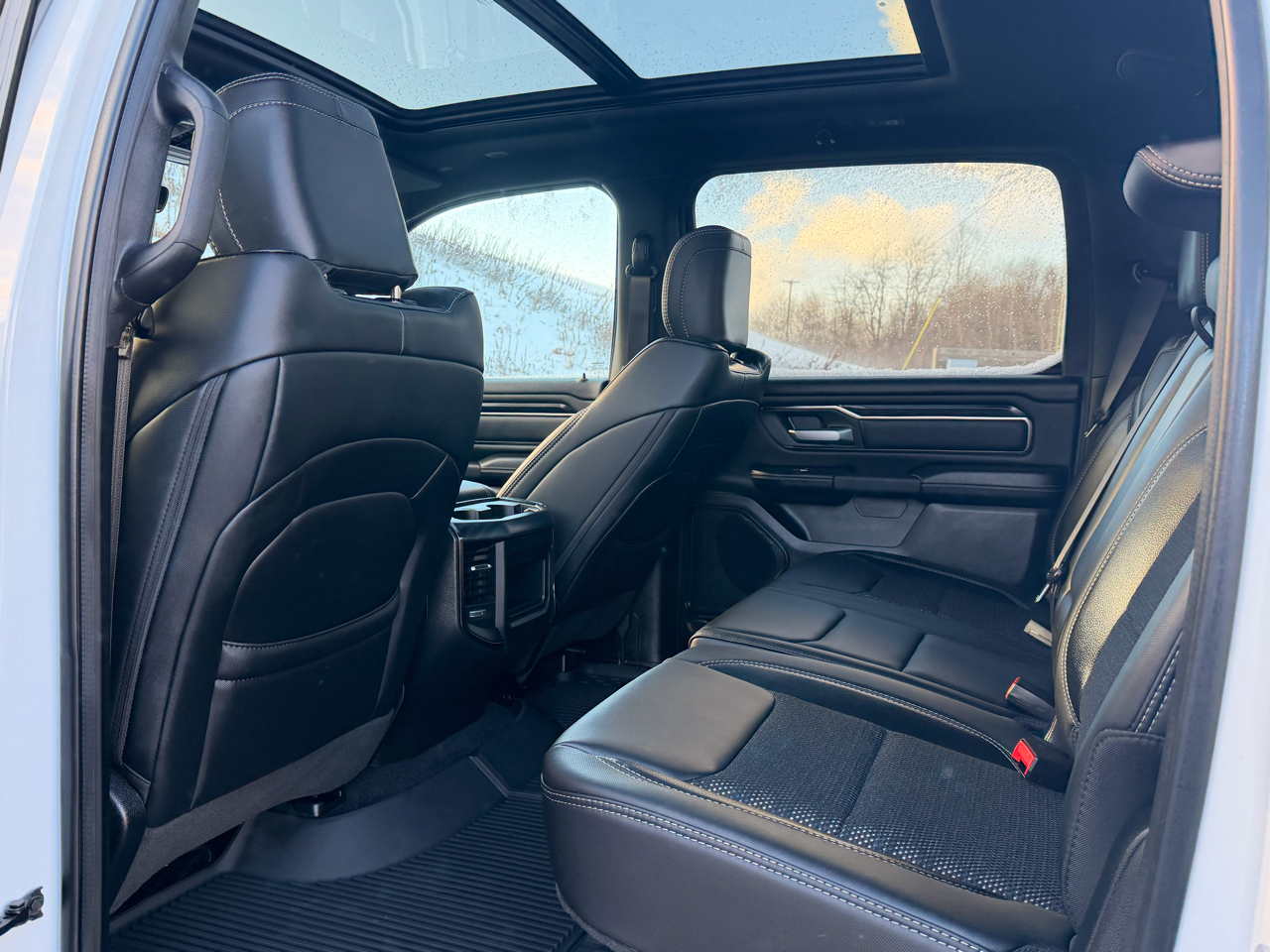 RAM 1500 Sport Crew Cab 4WD 2025