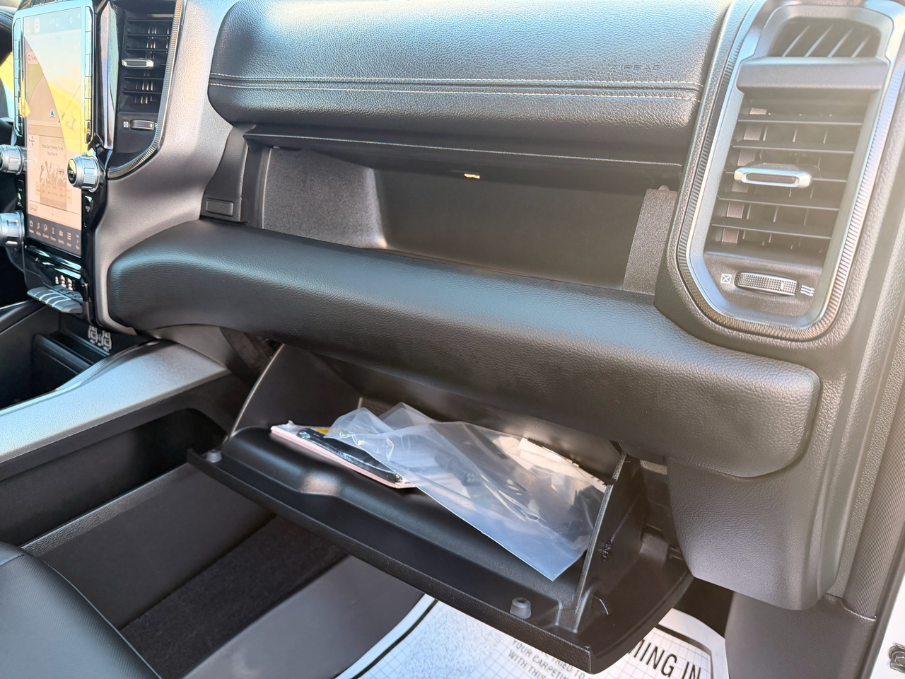 RAM 1500 Sport Crew Cab 4WD 2025