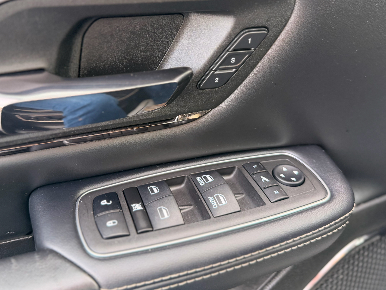 RAM 1500 Limited Crew Cab SWB 4WD 2024