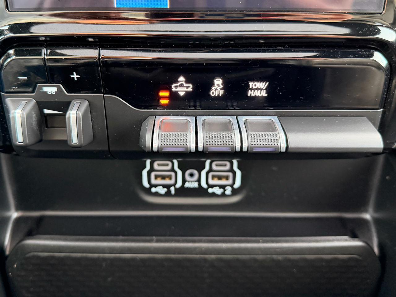 RAM 1500 Limited Crew Cab SWB 4WD 2024