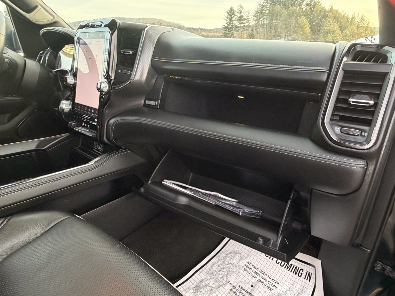 RAM 1500 Limited Crew Cab SWB 4WD 2024