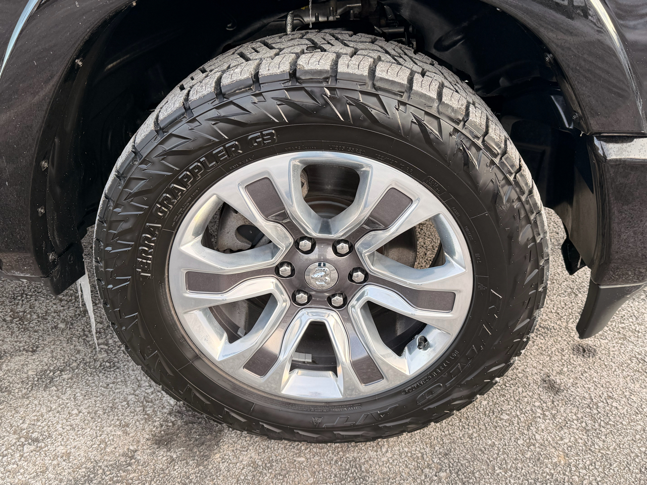 RAM 1500 Limited Crew Cab SWB 4WD 2024