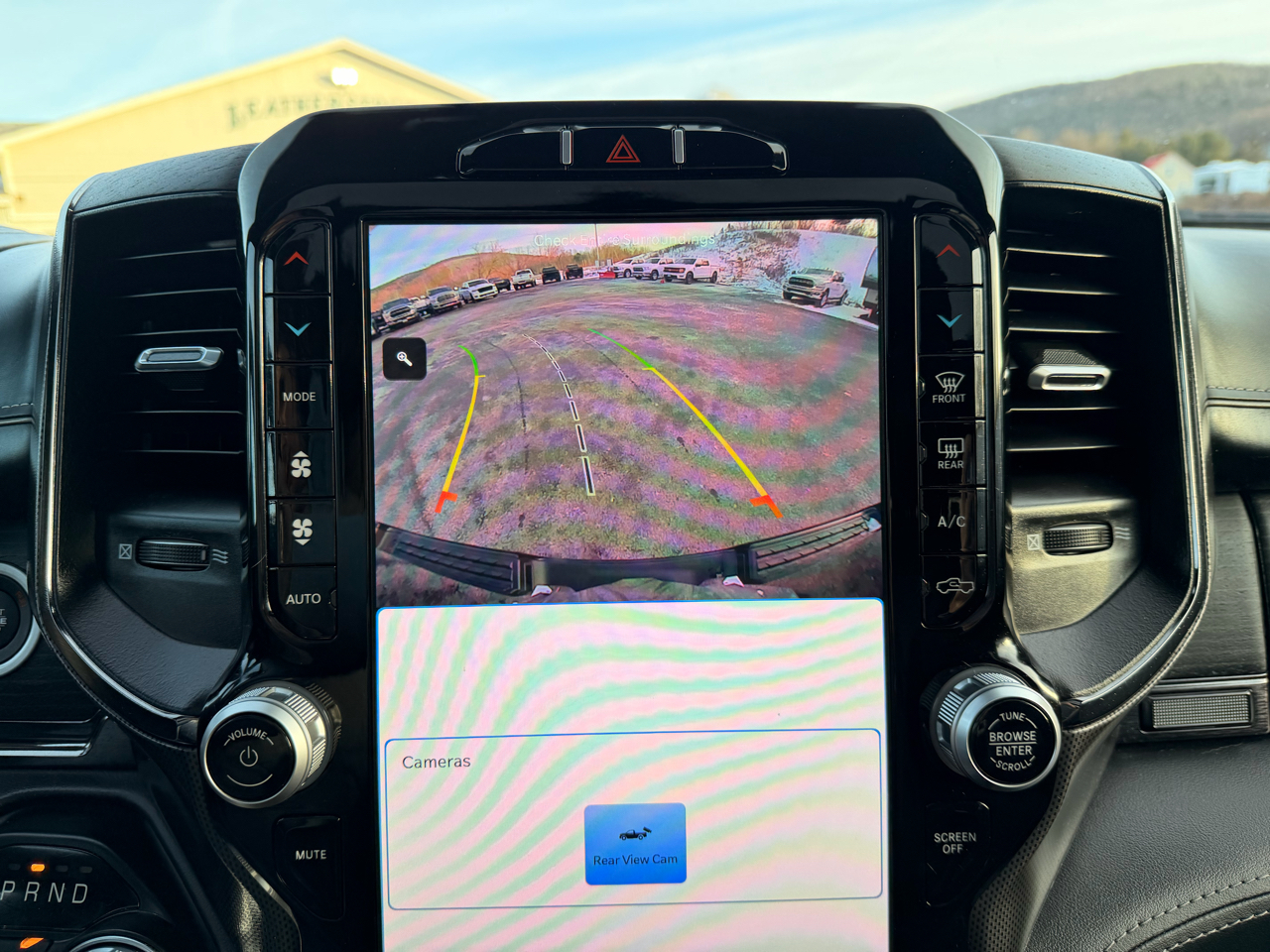 RAM 1500 Limited Crew Cab SWB 4WD 2024