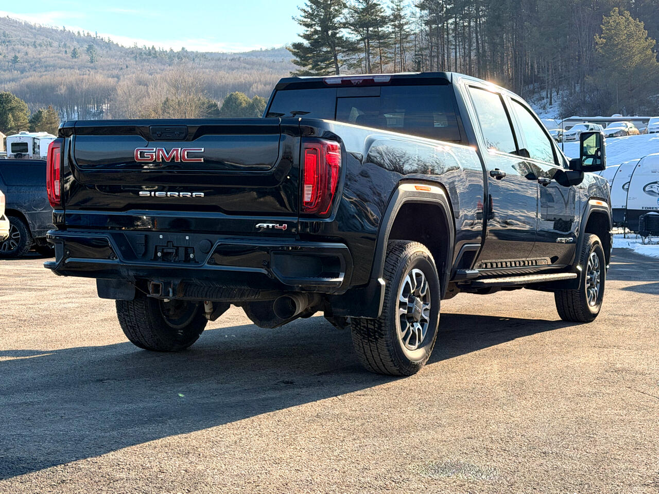 GMC Sierra 2500HD AT4 Crew Cab 4WD 2023