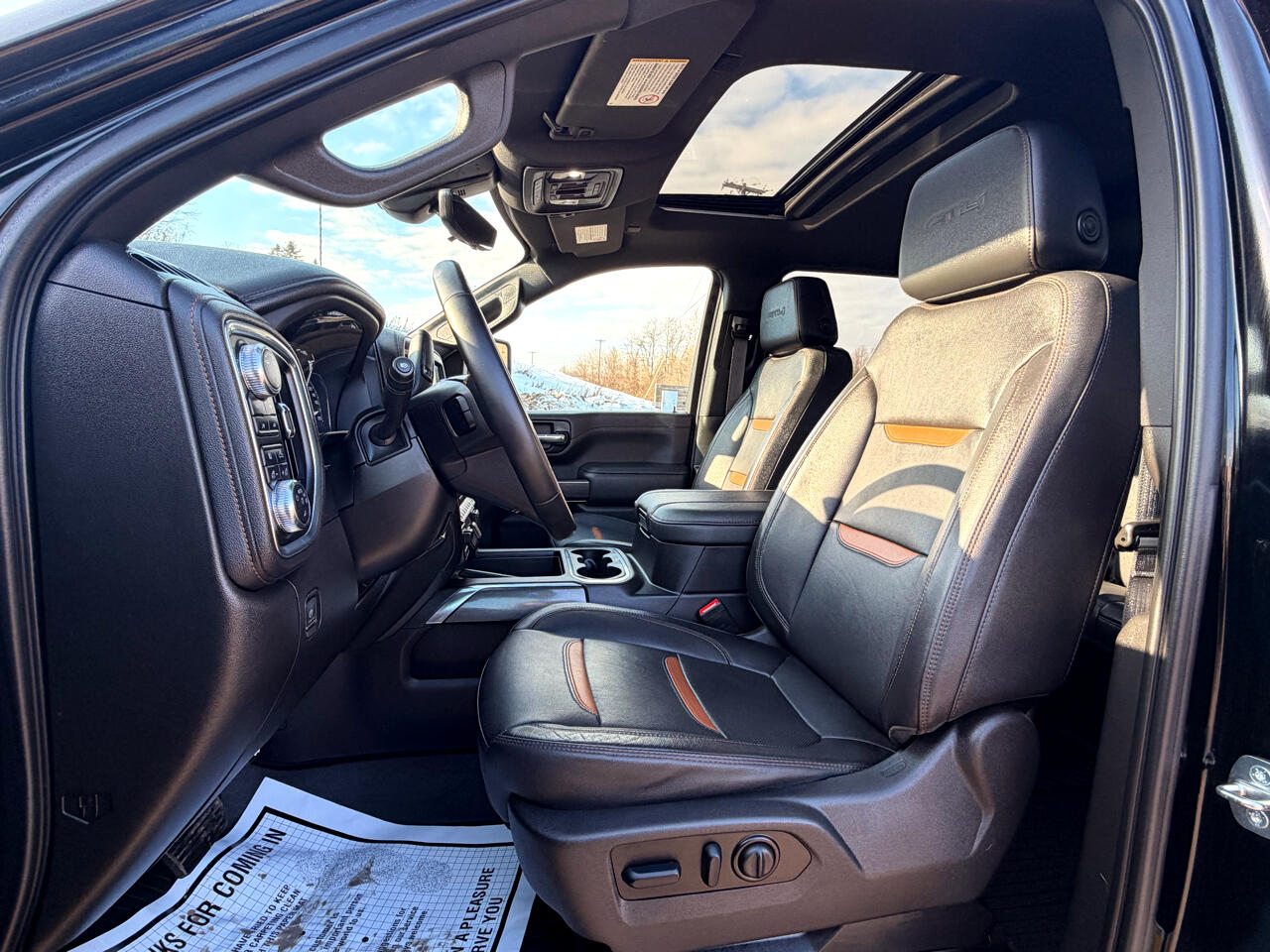 GMC Sierra 2500HD AT4 Crew Cab 4WD 2023