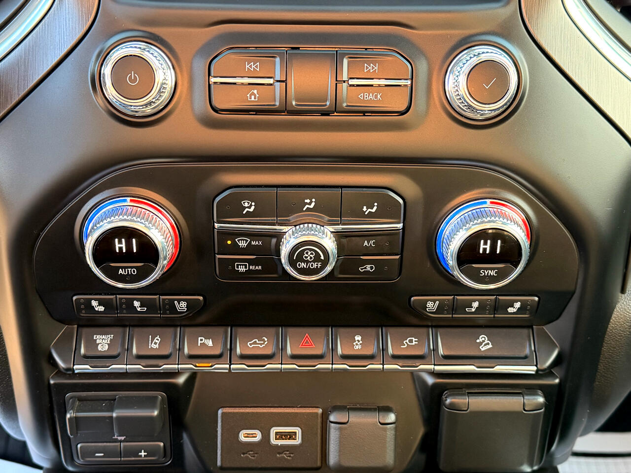 GMC Sierra 2500HD AT4 Crew Cab 4WD 2023