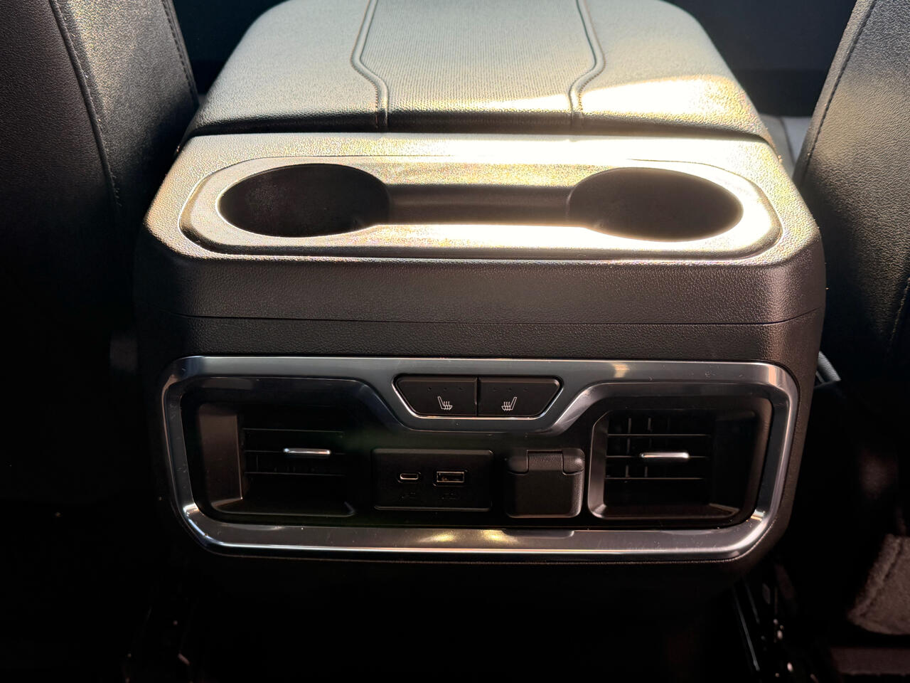 GMC Sierra 2500HD AT4 Crew Cab 4WD 2023