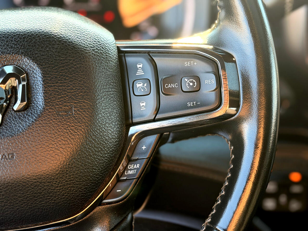 RAM 2500 Limited Crew Cab SWB 4WD 2023