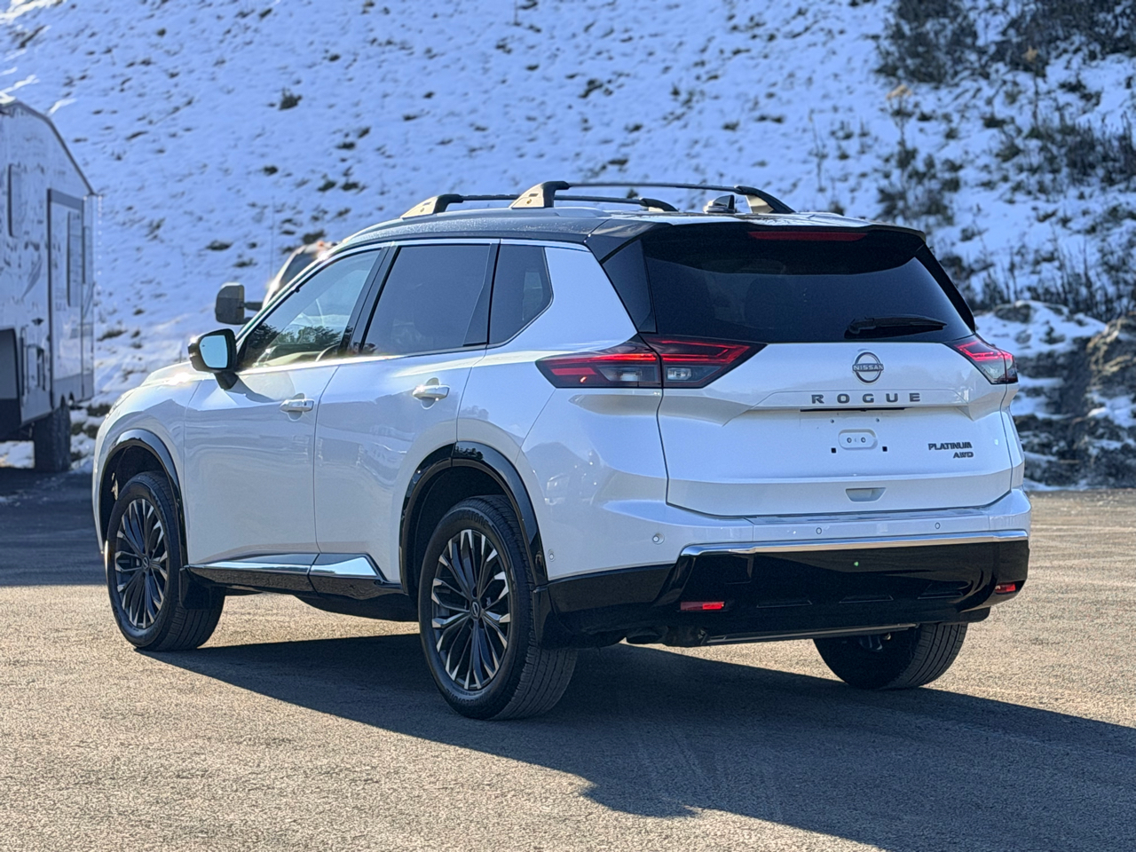 Nissan Rogue Platinum AWD 2025