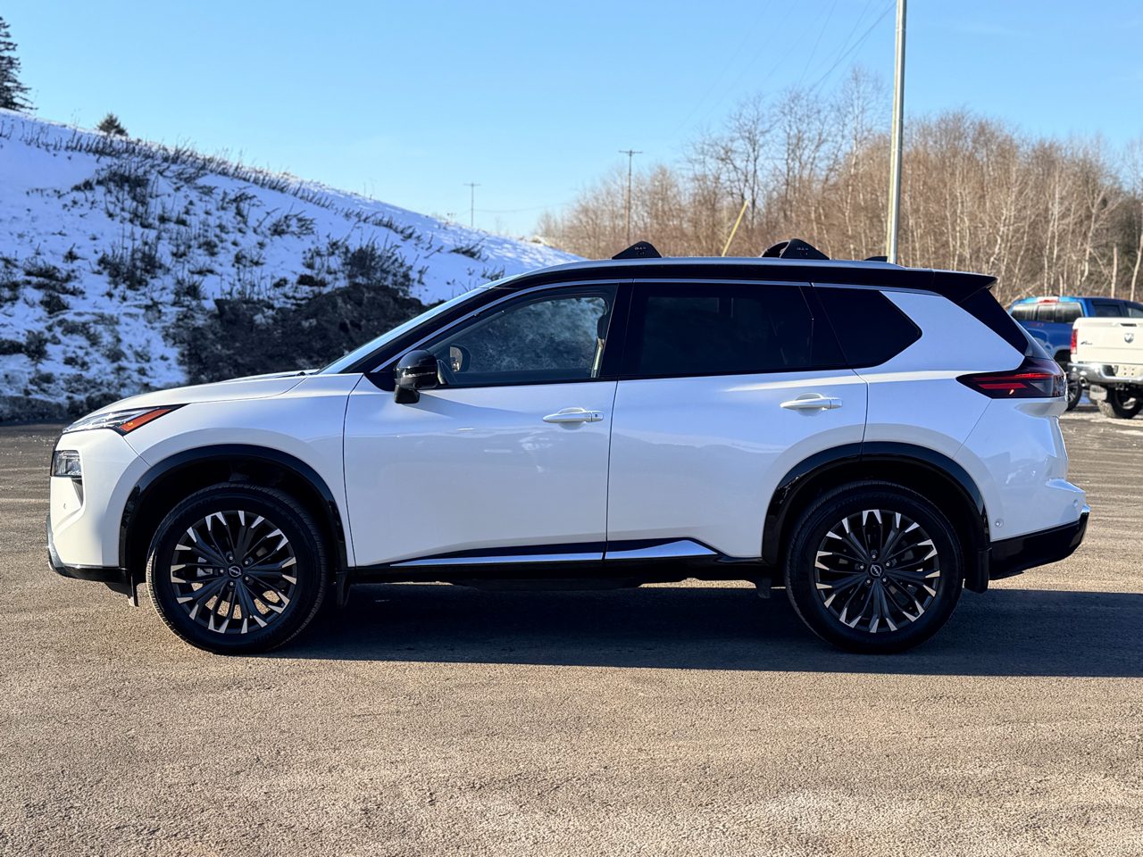 Nissan Rogue Platinum AWD 2025