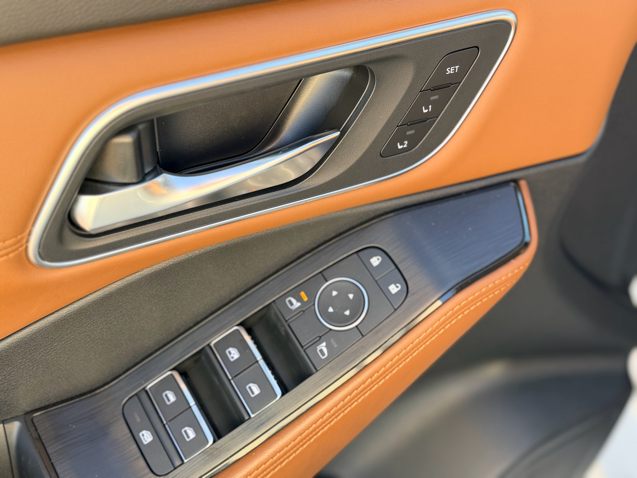 Nissan Rogue Platinum AWD 2025