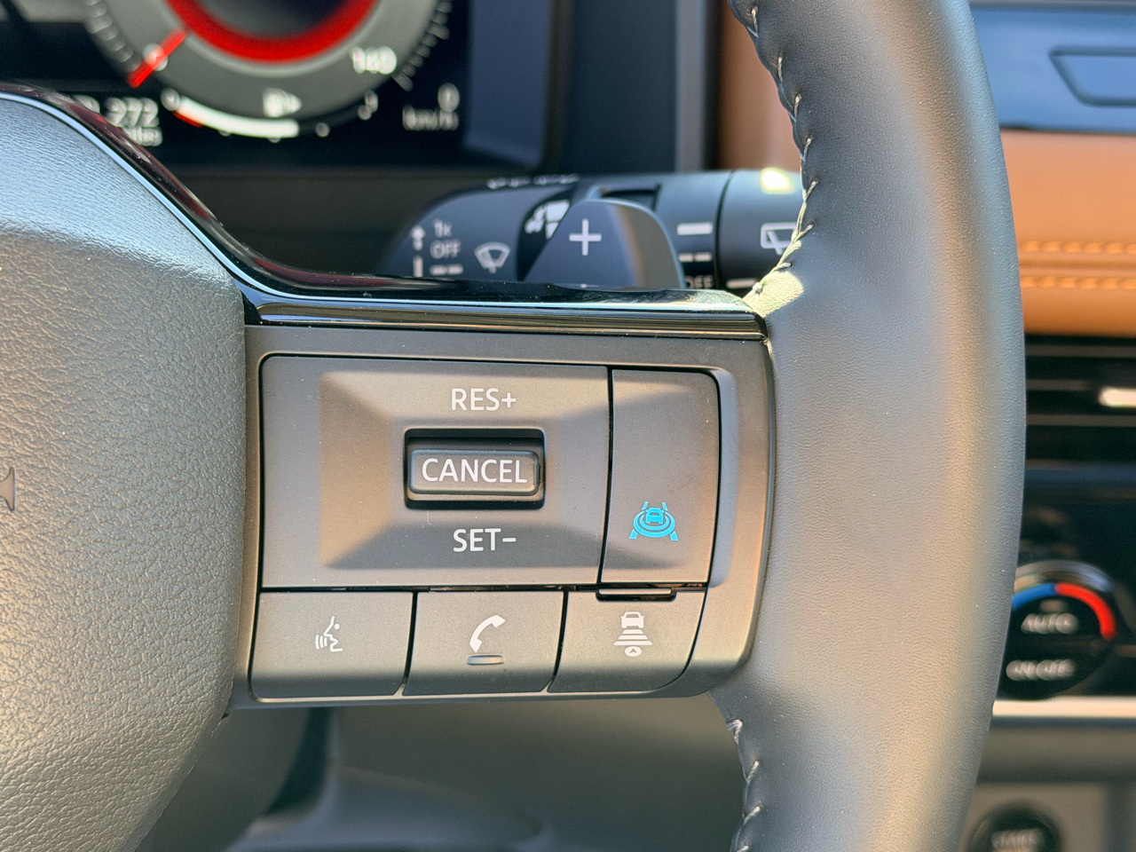 Nissan Rogue Platinum AWD 2025