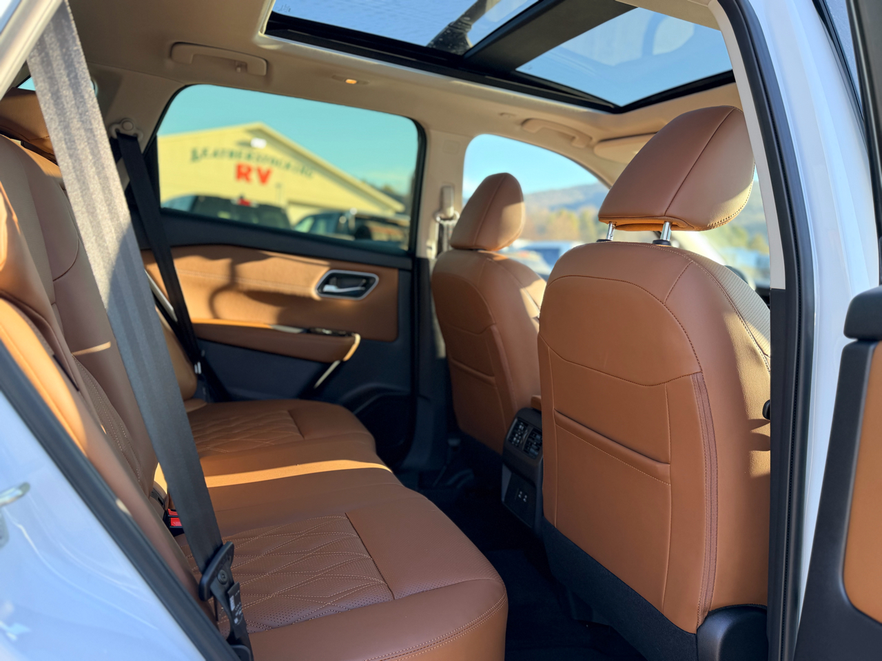 Nissan Rogue Platinum AWD 2025