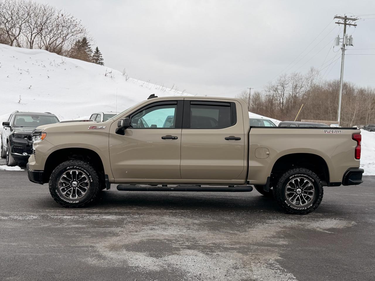 Chevrolet Silverado 1500 Trail Boss LT Crew Cab 4WD 2022
