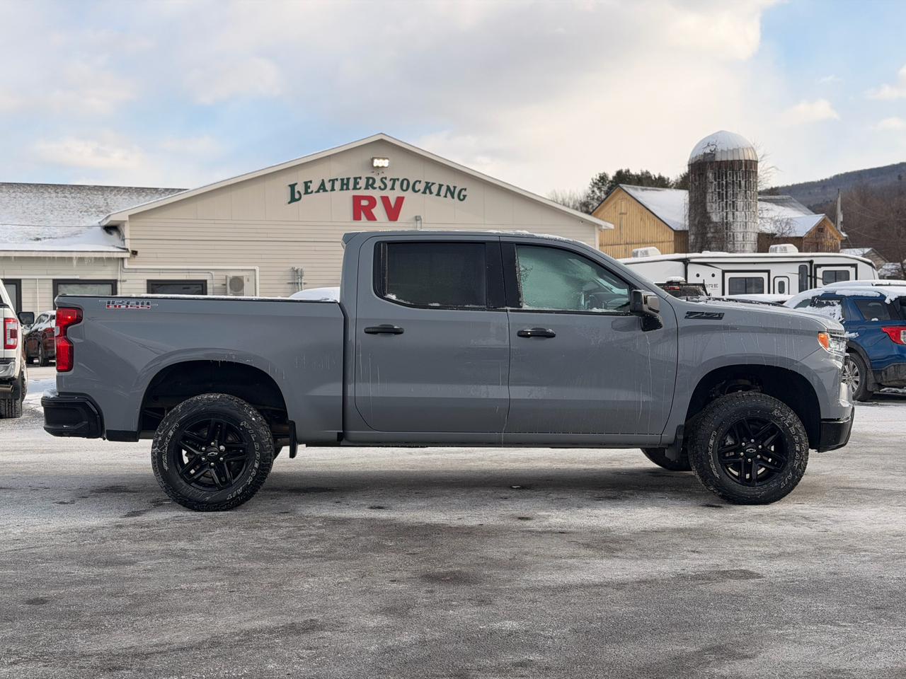 Chevrolet Silverado 1500 Trail Boss LT Crew Cab 4WD 2024
