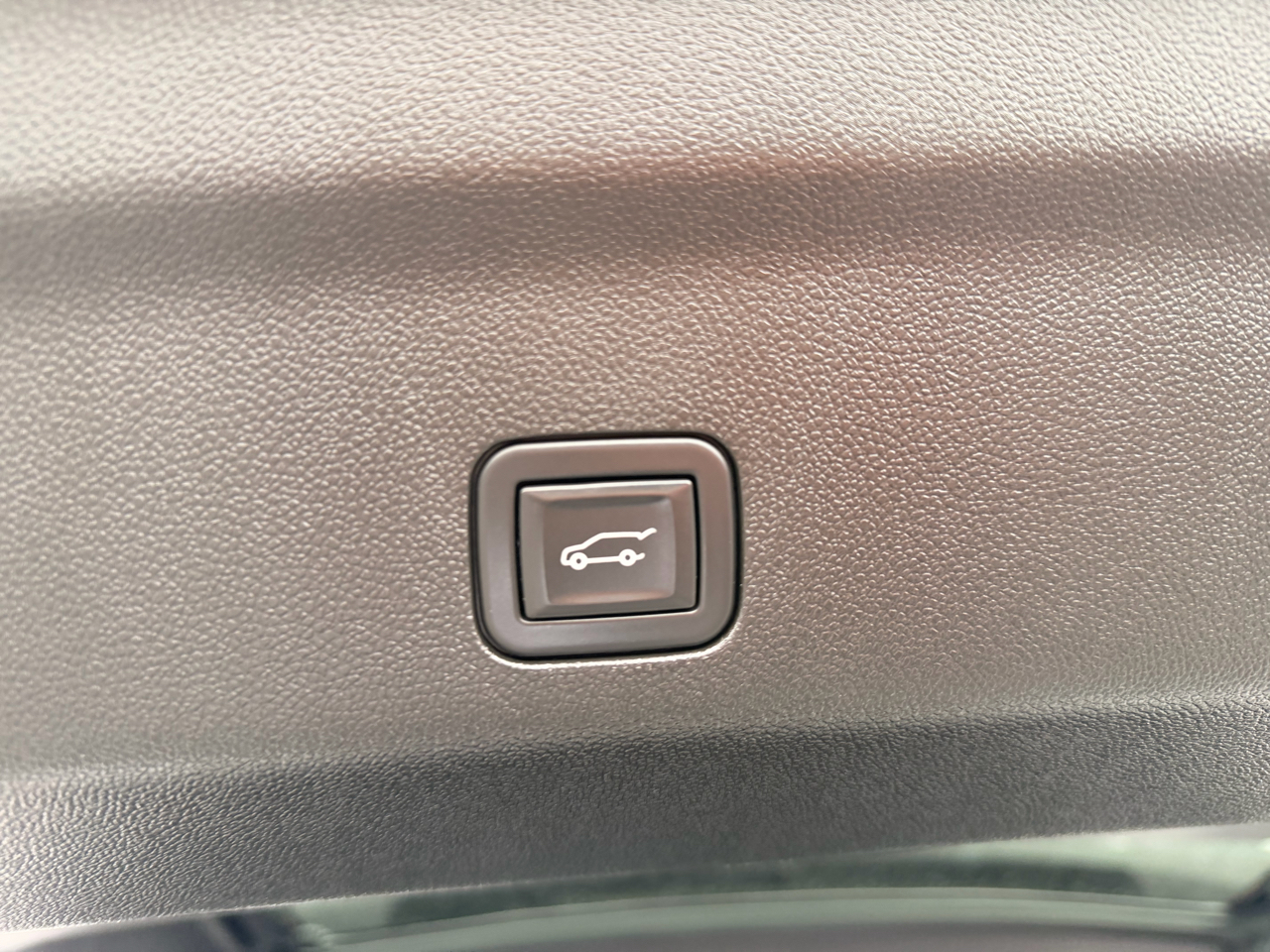 Chevrolet Tahoe RST 4WD 2023