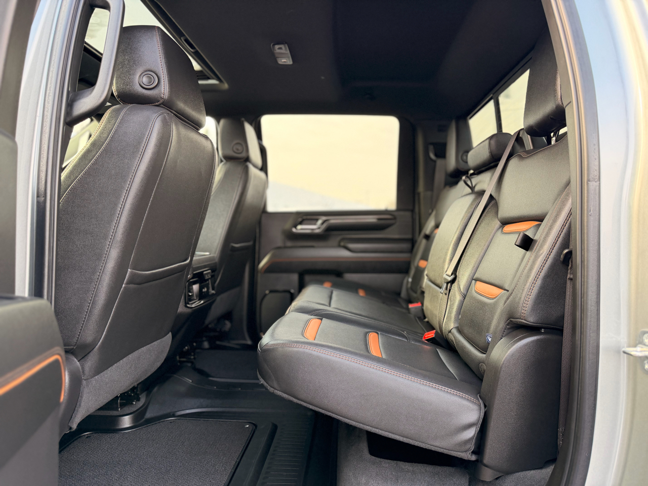 GMC Sierra 2500HD AT4 Crew Cab 4WD 2024