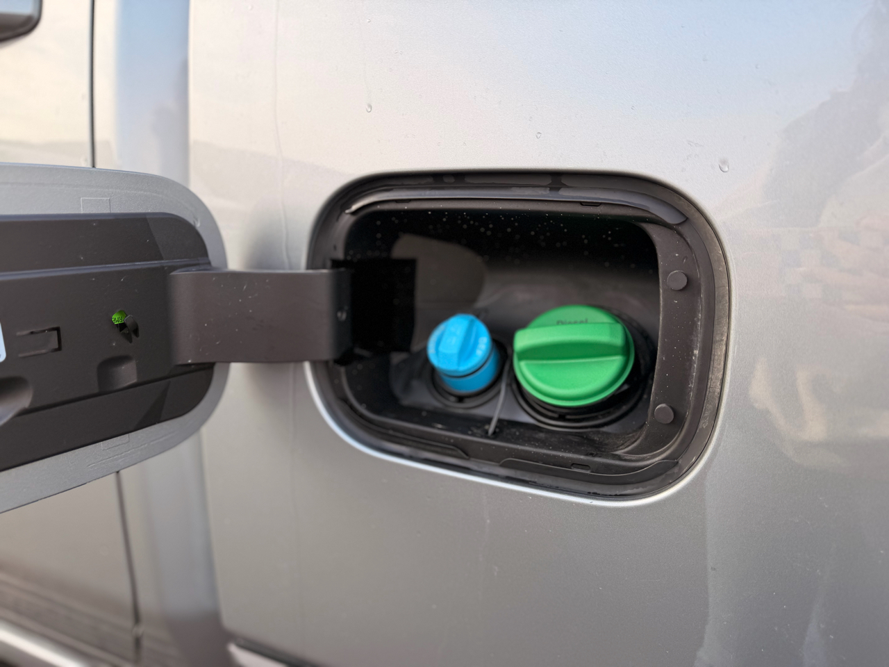 GMC Sierra 2500HD AT4 Crew Cab 4WD 2024