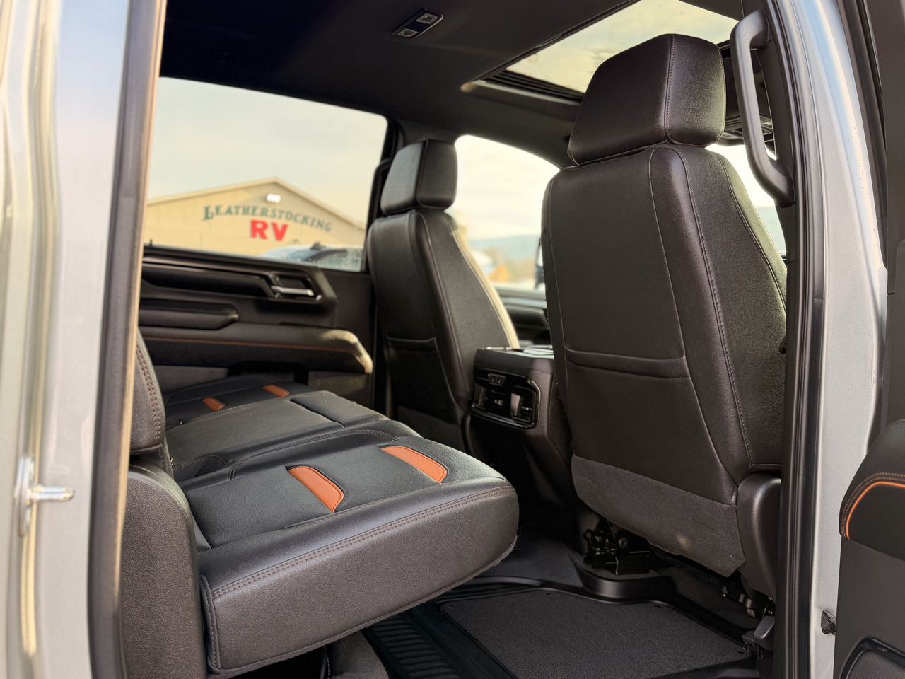 GMC Sierra 2500HD AT4 Crew Cab 4WD 2024