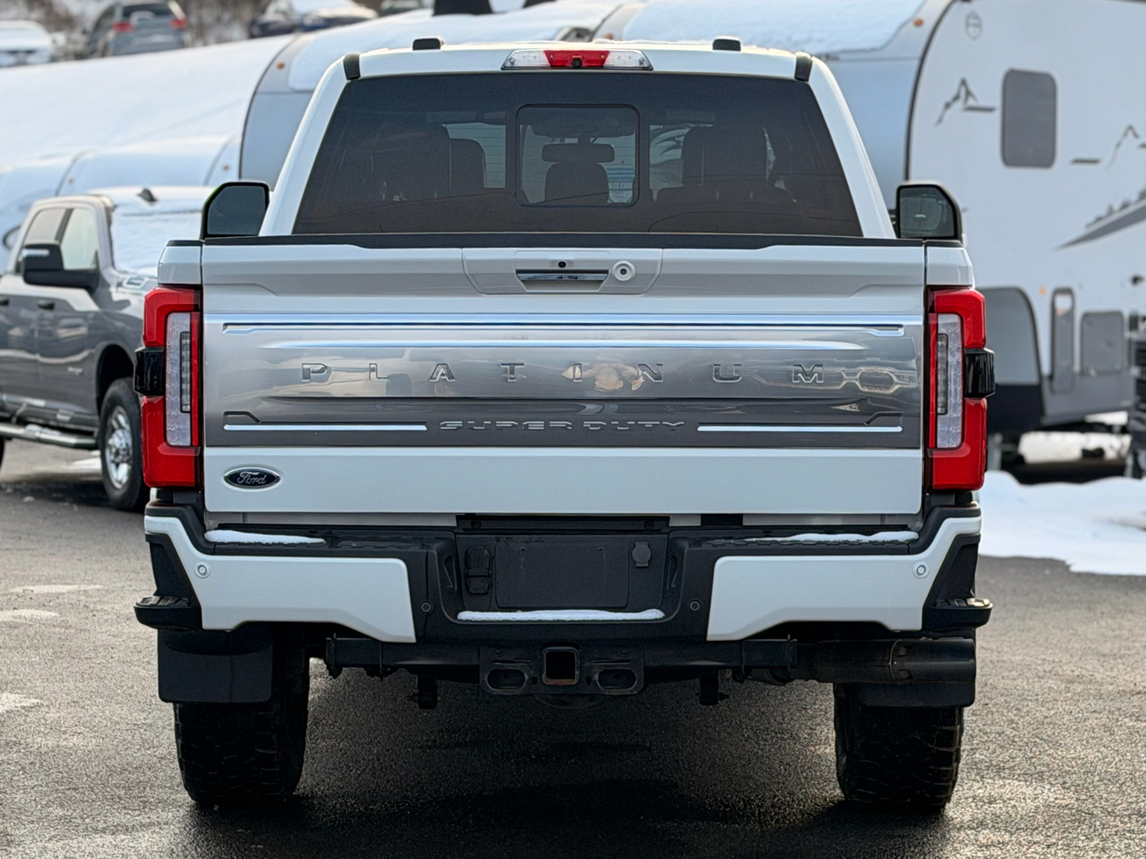 Ford F-250 SD Platinum Crew Cab 4WD 2023