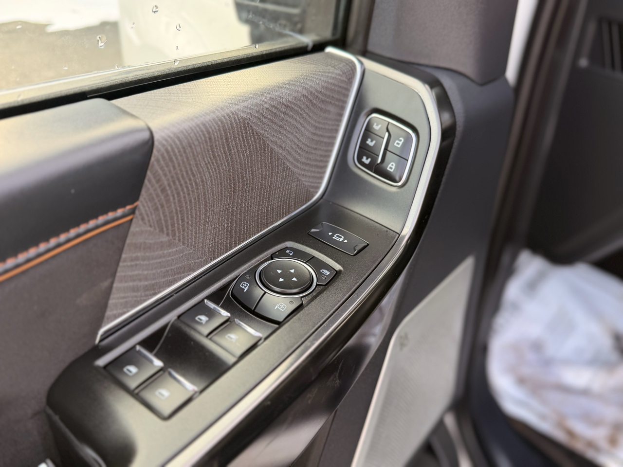 Ford F-250 SD Platinum Crew Cab 4WD 2023