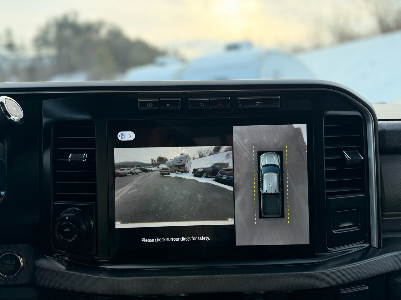 Ford F-250 SD Platinum Crew Cab 4WD 2023