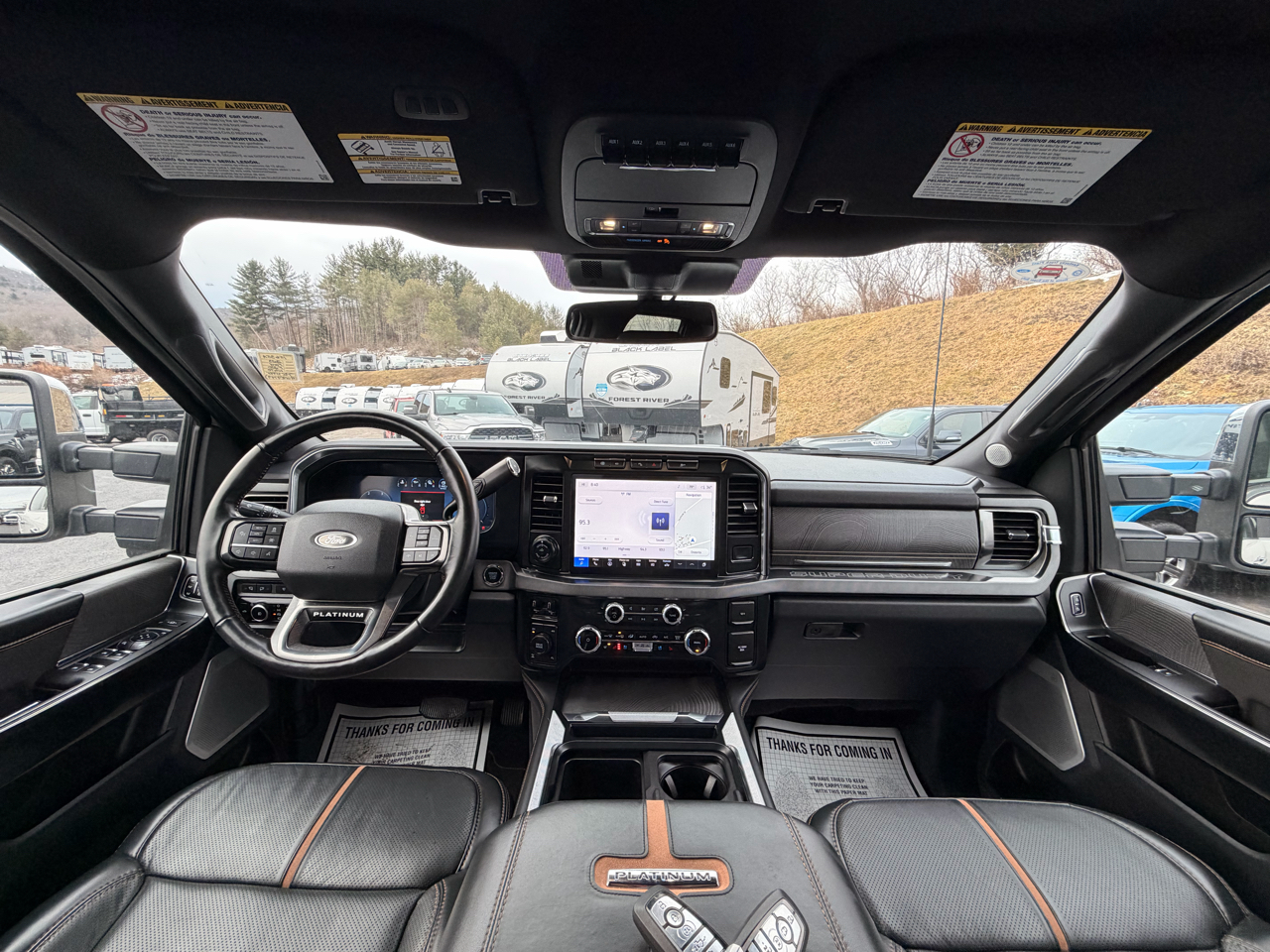 Ford F-250 SD Platinum Crew Cab 4WD 2023