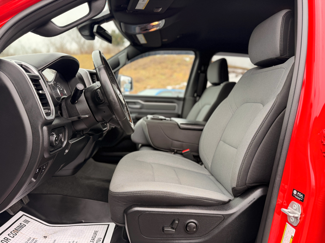 RAM 1500 Big Horn Quad Cab 4WD 2022