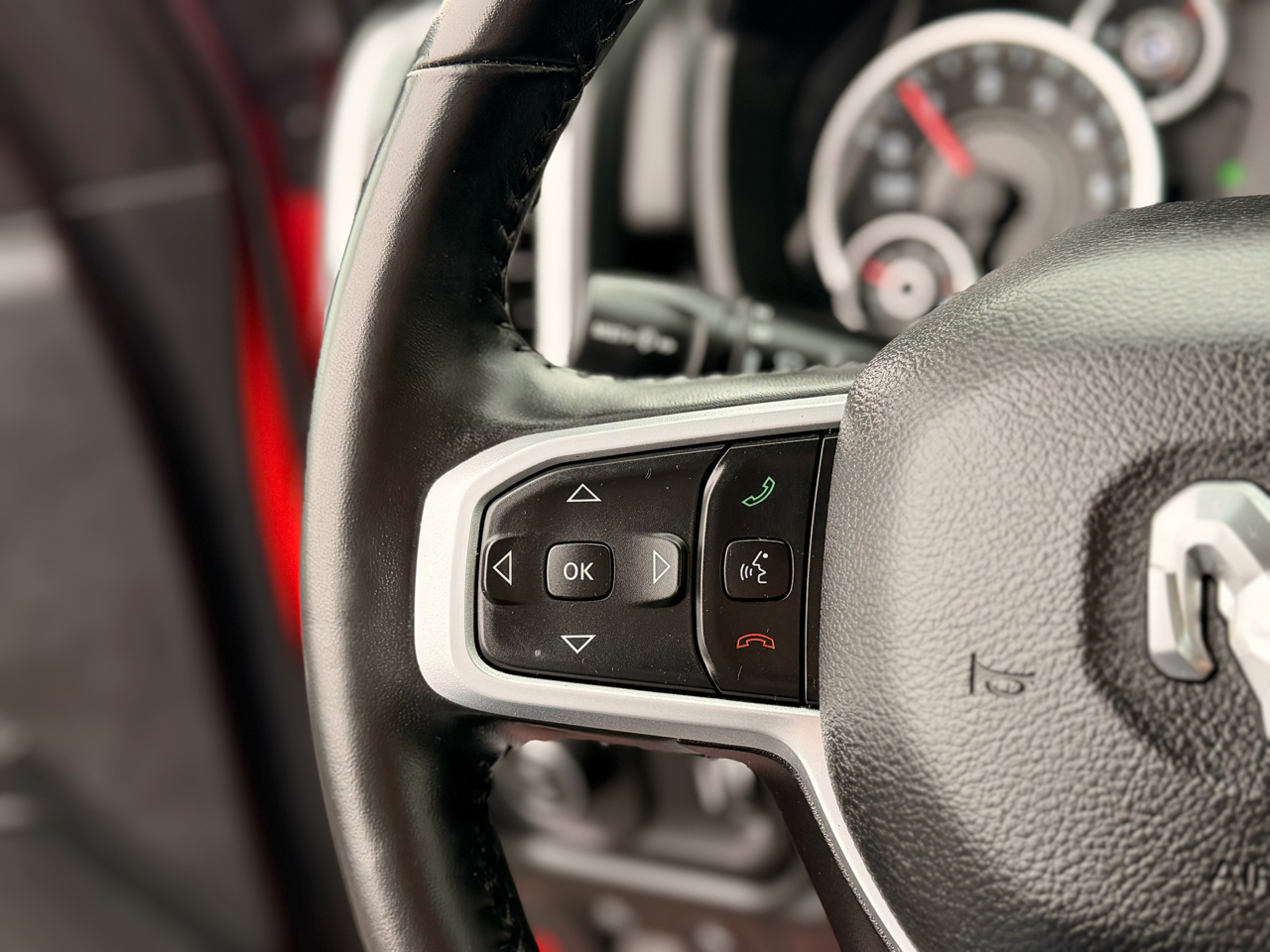 RAM 1500 Big Horn Quad Cab 4WD 2022