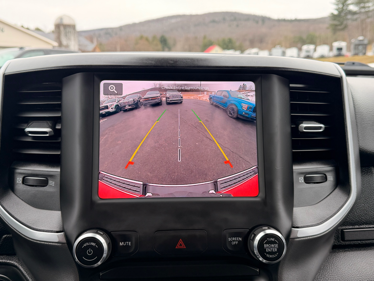 RAM 1500 Big Horn Quad Cab 4WD 2022