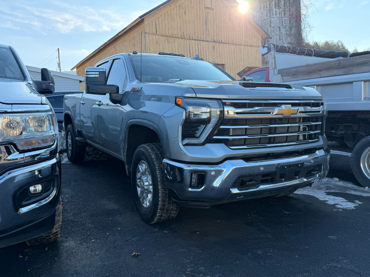 Chevrolet Silverado 2500HD LTZ Crew Cab 4WD 2024