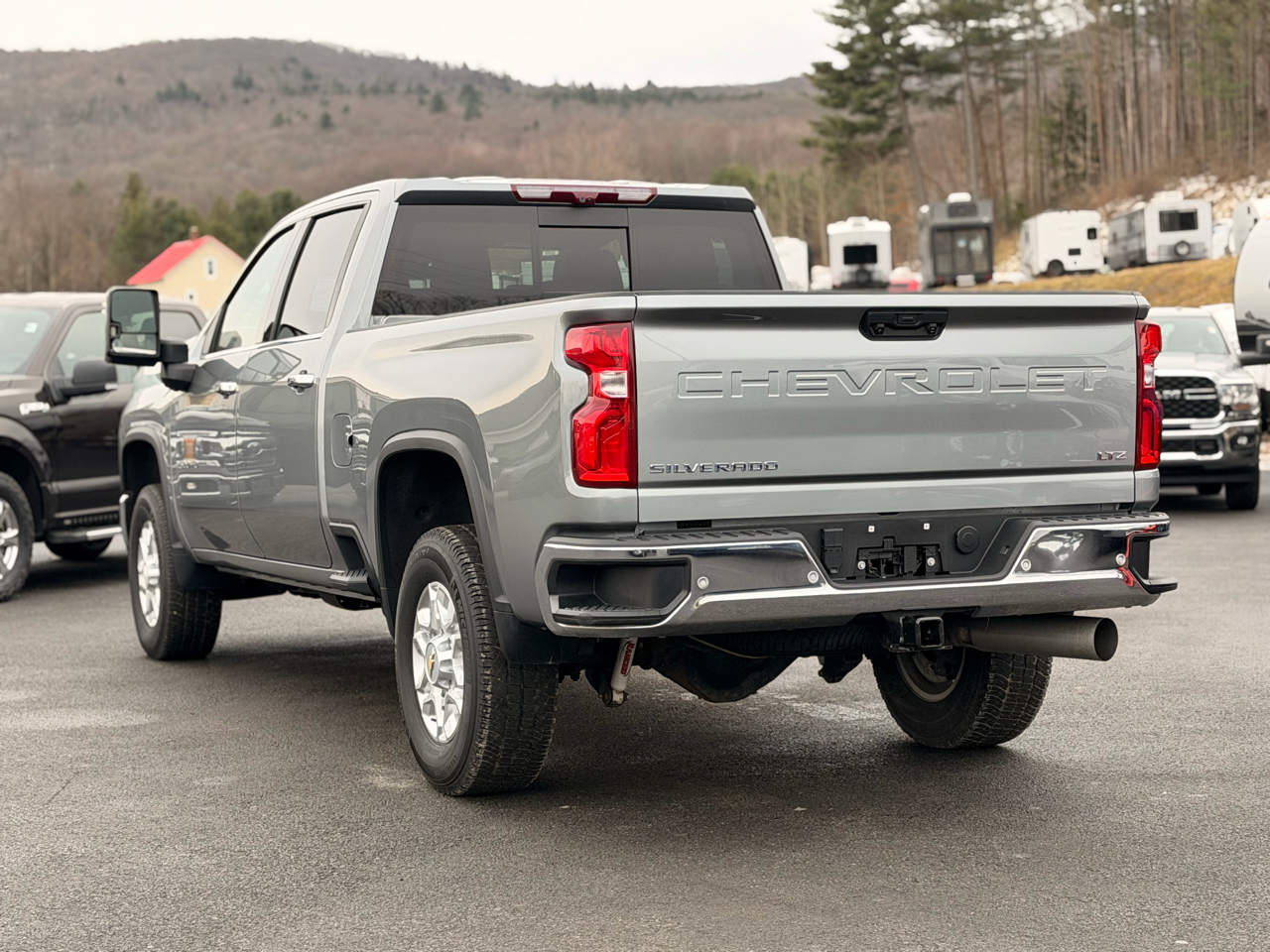 Chevrolet Silverado 2500HD LTZ Crew Cab 4WD 2024