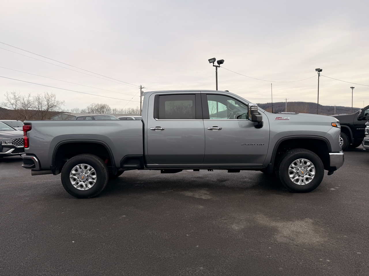 Chevrolet Silverado 2500HD LTZ Crew Cab 4WD 2024