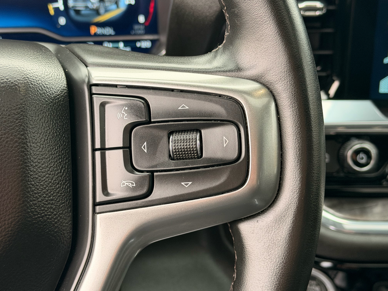 Chevrolet Silverado 2500HD LTZ Crew Cab 4WD 2024