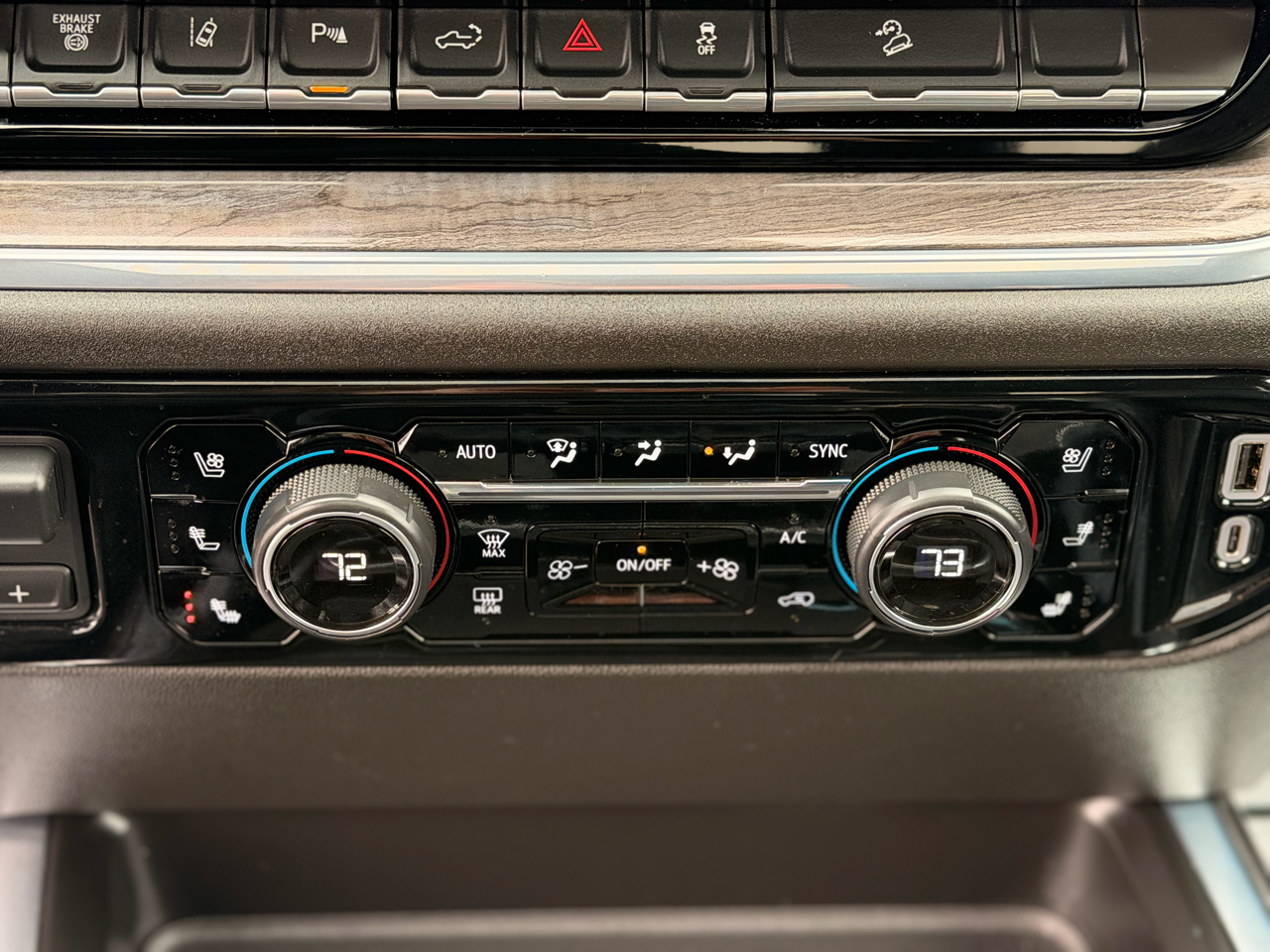 Chevrolet Silverado 2500HD LTZ Crew Cab 4WD 2024