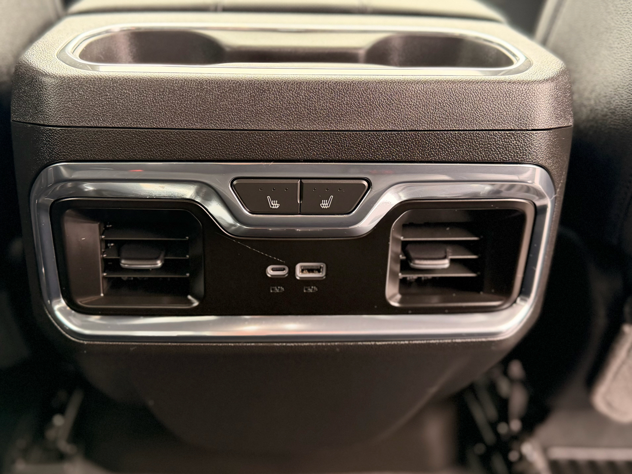 Chevrolet Silverado 2500HD LTZ Crew Cab 4WD 2024