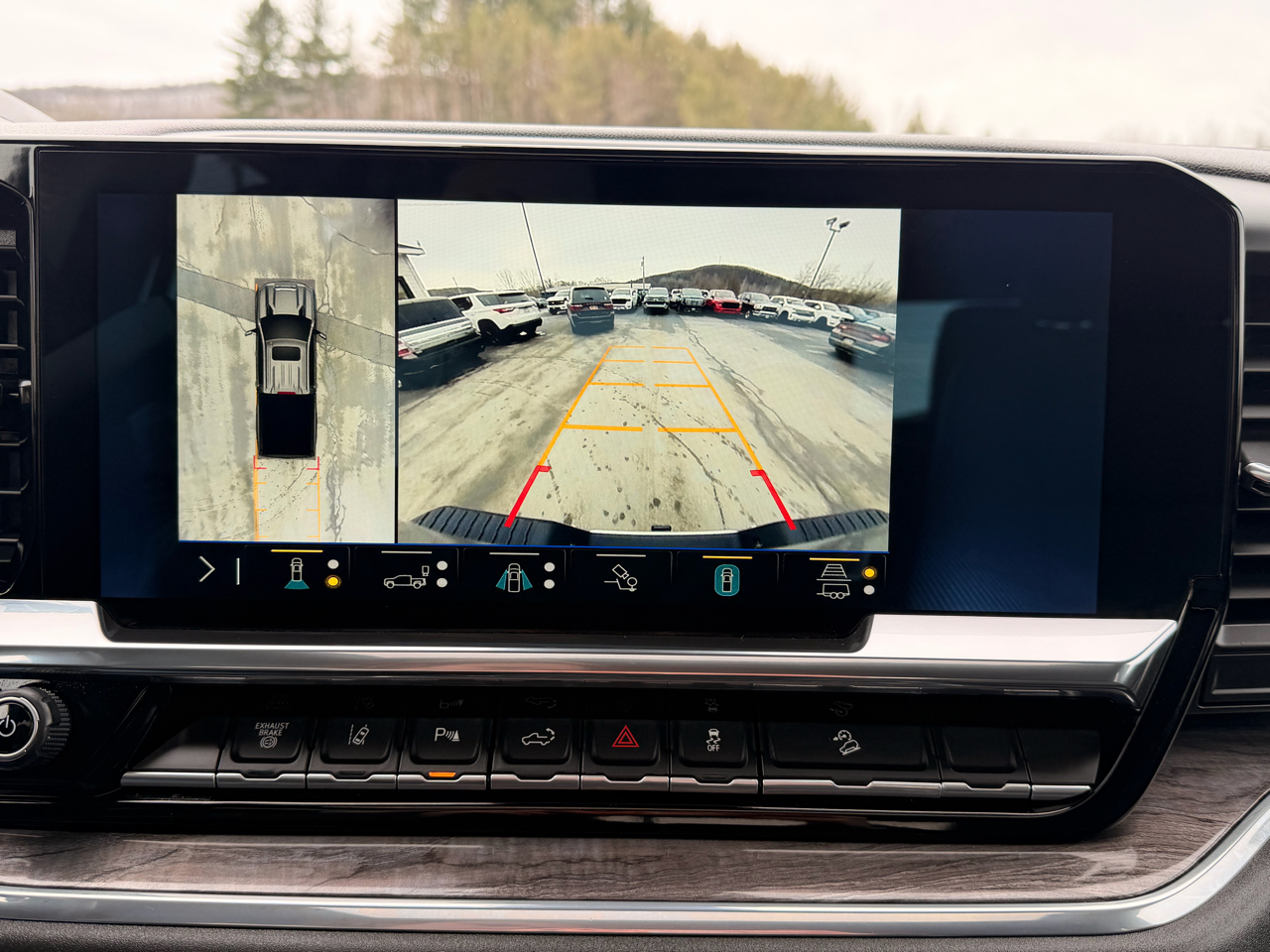 Chevrolet Silverado 2500HD LTZ Crew Cab 4WD 2024