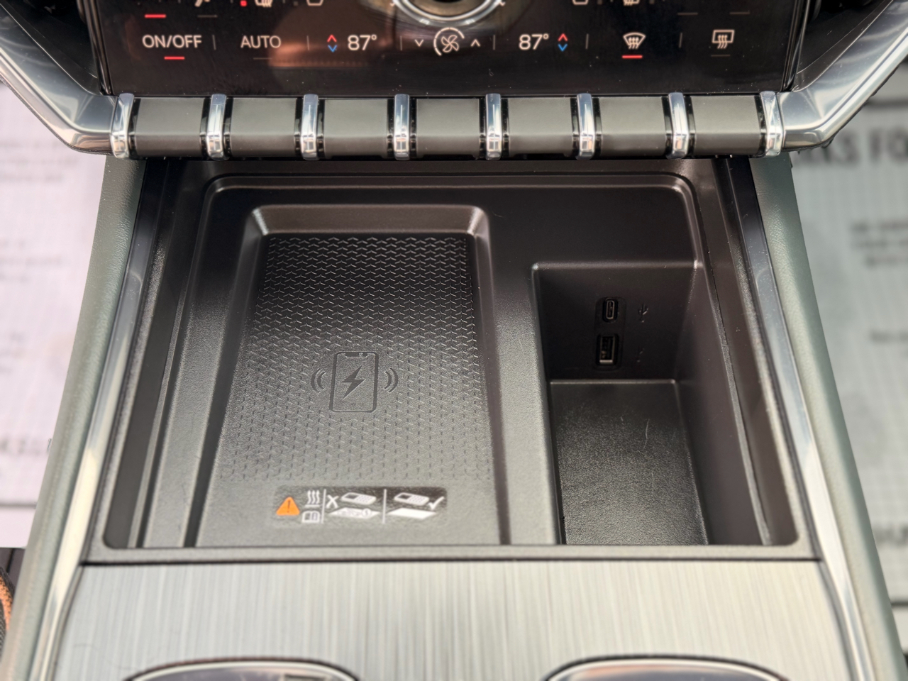 GMC Acadia AT4 AWD 2025