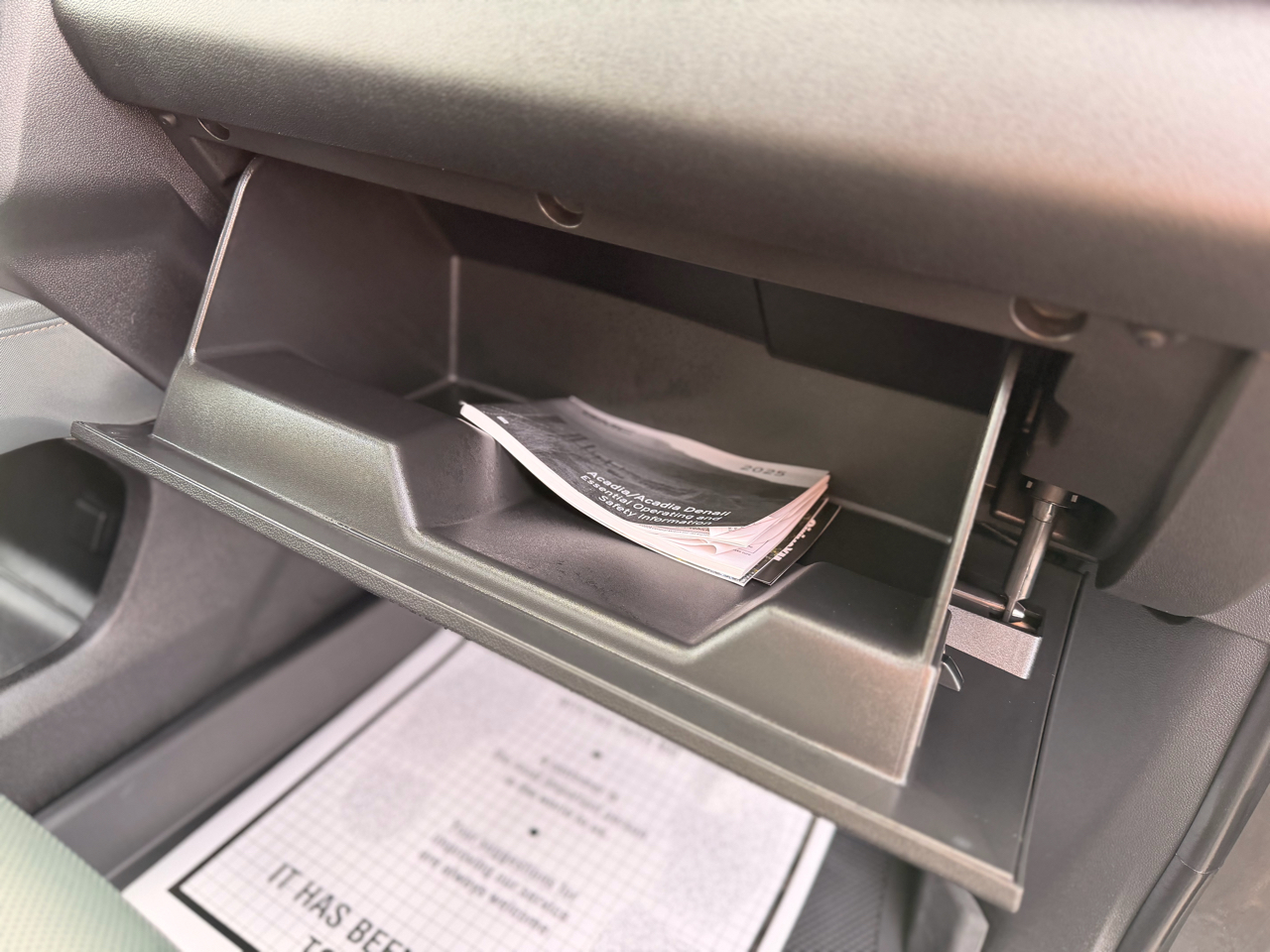 GMC Acadia AT4 AWD 2025