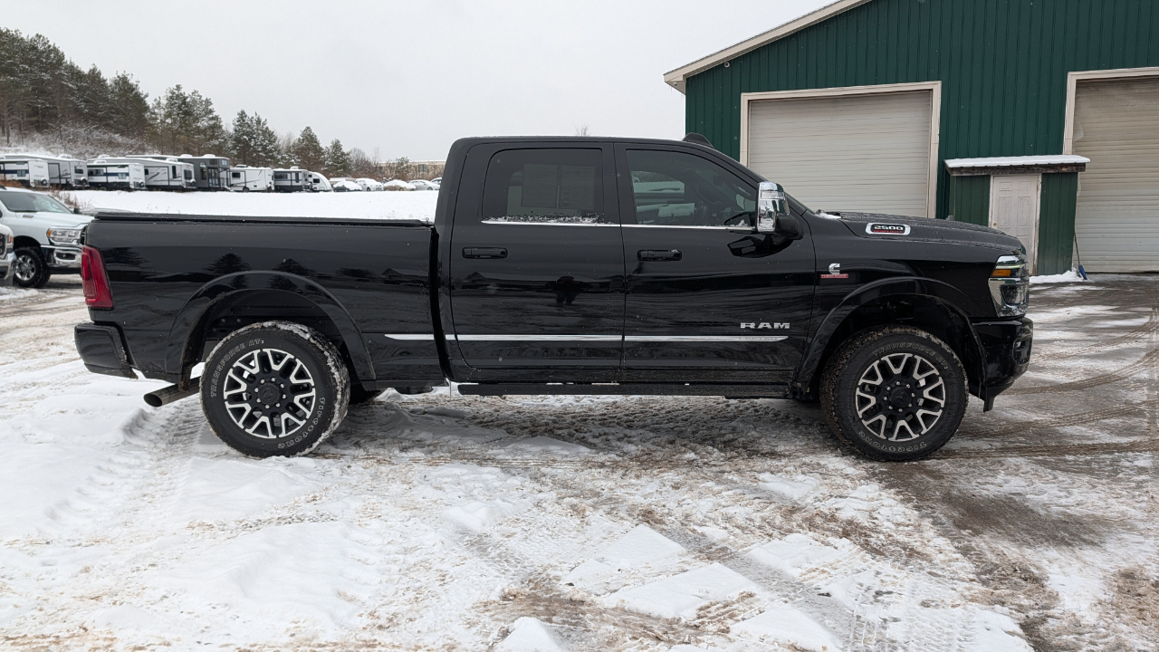 RAM 2500 Limited Crew Cab 4WD 2025