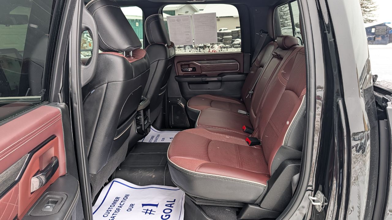 RAM 2500 Limited Crew Cab 4WD 2025