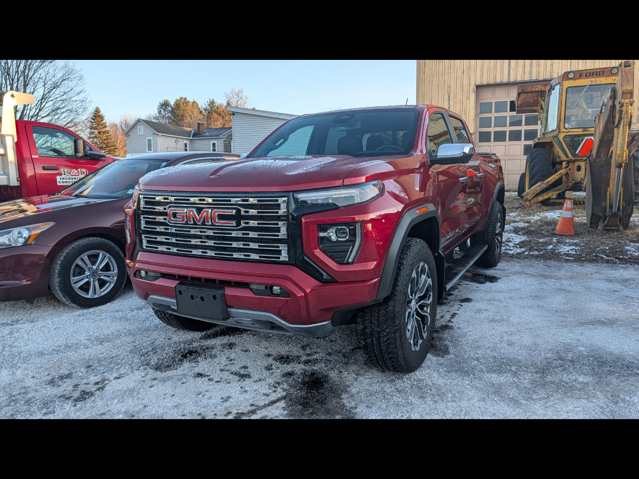 GMC Canyon Denali Crew Cab 4WD 2023