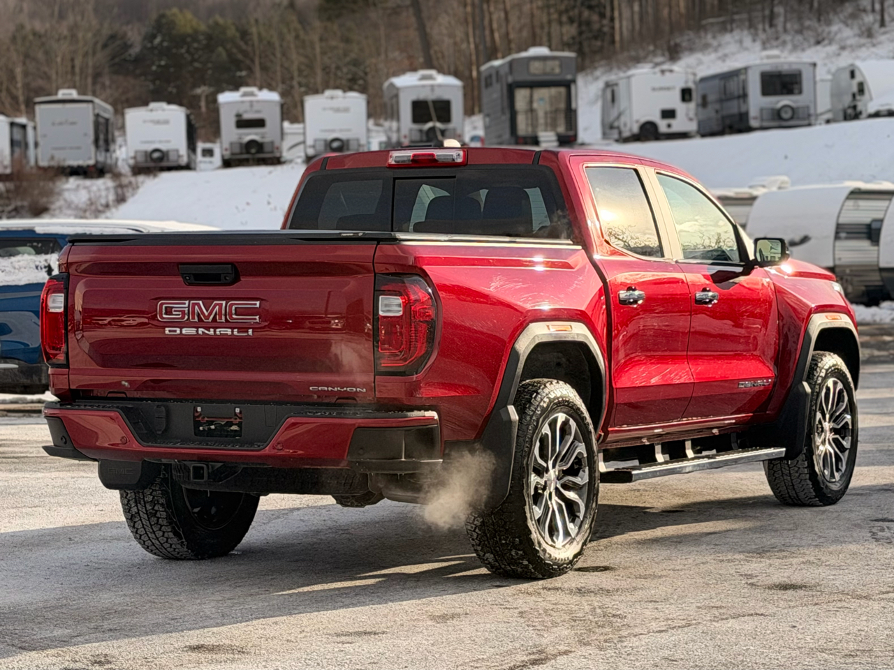 GMC Canyon Denali Crew Cab 4WD 2023