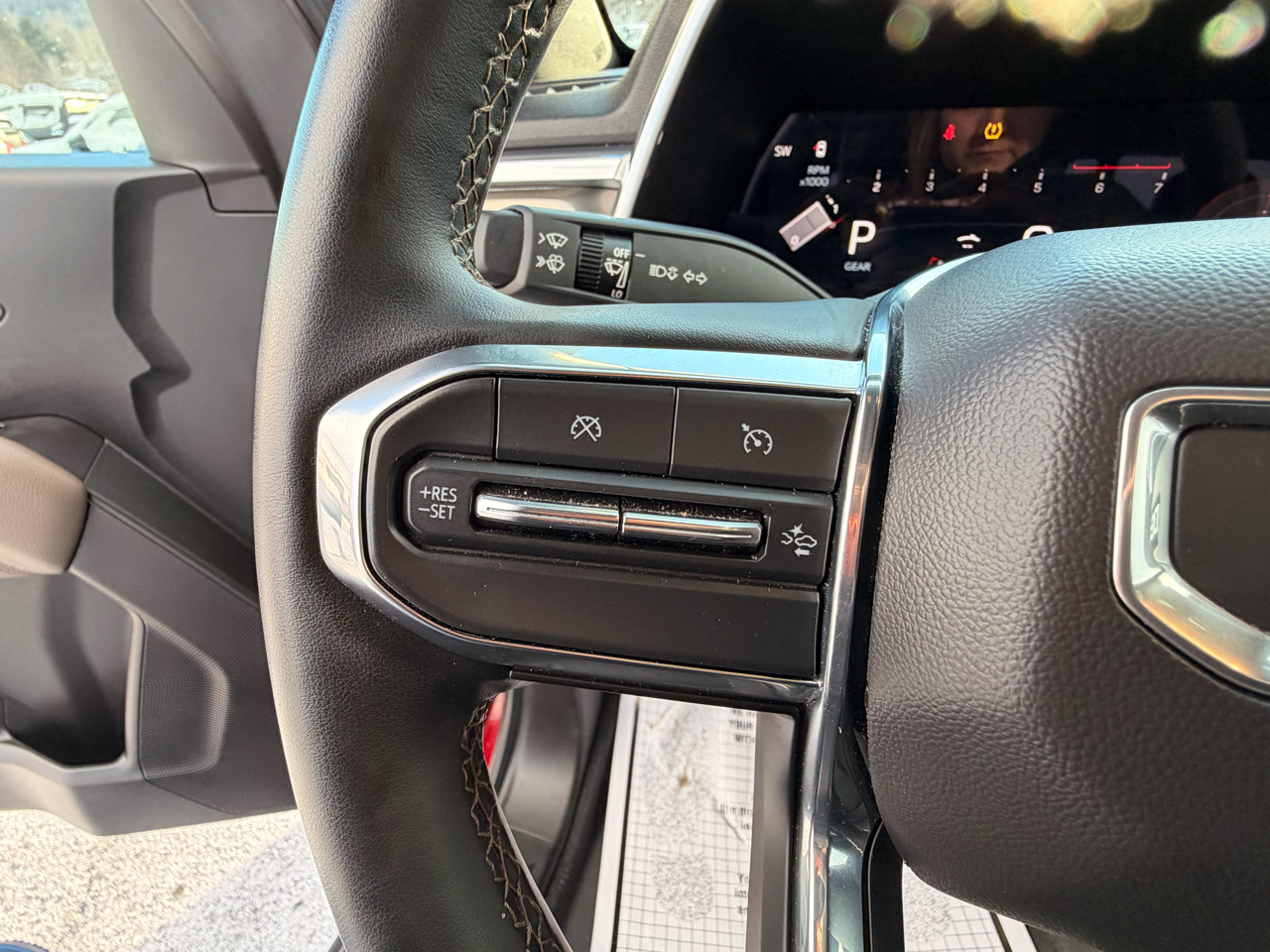 GMC Canyon Denali Crew Cab 4WD 2023